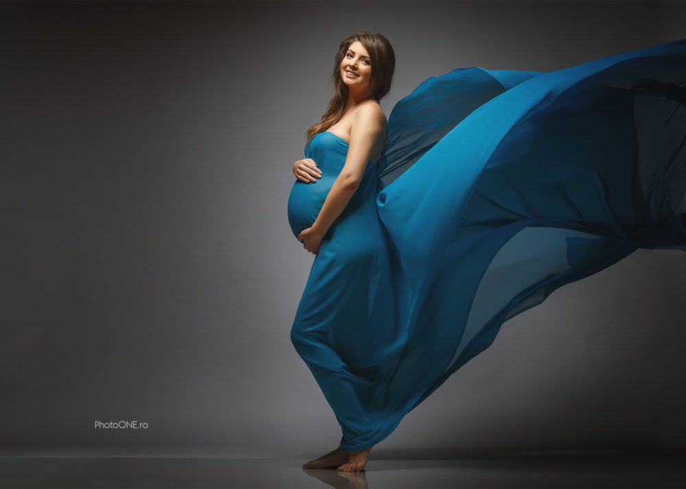 foto gravida cu voal